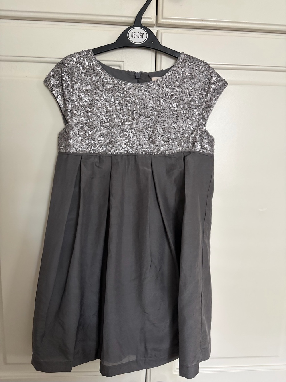 Mini Boden Silver Sequin & Gray Cap Sleeve Party Dress